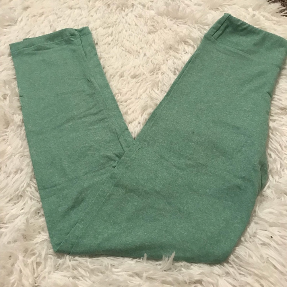 Lularoe L/XL kids buttery soft leggings!